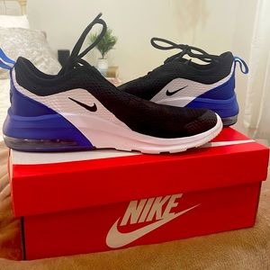 Nike Air Max Motion 2
